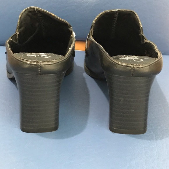 Life Stride black, slip-on heels - Picture 4 of 9